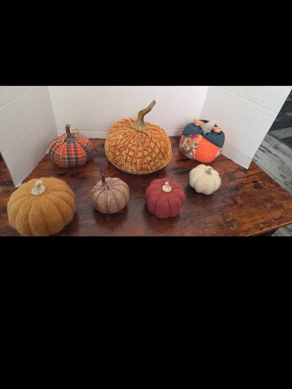 Assorted Fall Lot - Picture 3 of 5